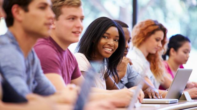 Gambar Artikel Membangun Kemandirian Belajar Mahasiswa Untuk Meningkatkan Prestasi Akademik