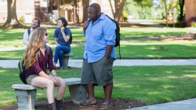 Gambar Artikel Menjadi Mahasiswa Aktif: Keseimbangan Akademik, Organisasi, Dan Kehidupan Sosial