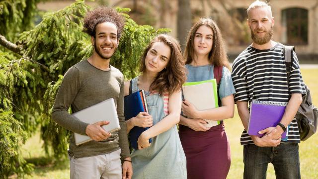 Gambar Artikel Mahasiswa Dan Kemandirian: Belajar Bertanggung Jawab Atas Pilihan Hidup