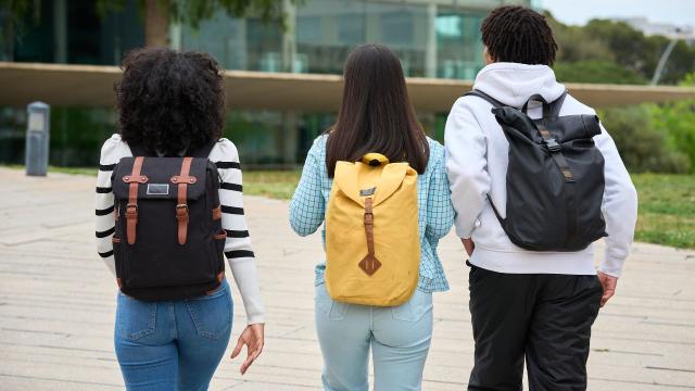 Gambar Artikel Mahasiswa Dan Inovasi Sosial: Berkontribusi Nyata Untuk Masyarakat