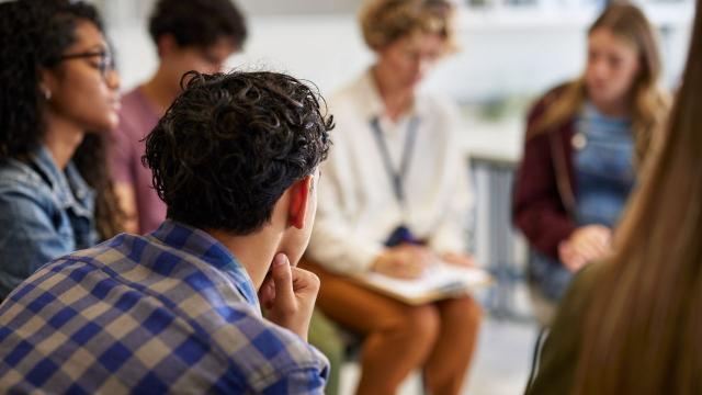 Gambar Artikel Mahasiswa Berkualitas: Mengintegrasikan Akademik, Relasi Sosial, Dan Gaya Hidup Sehat