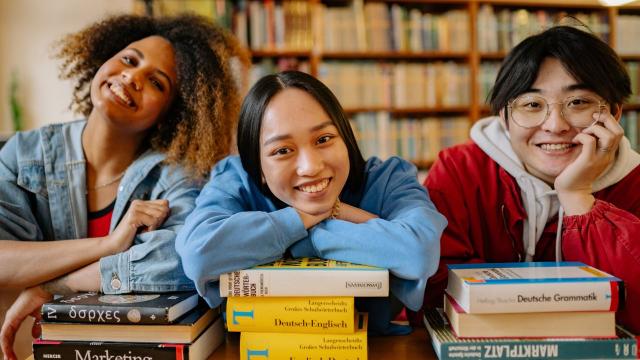 Gambar Artikel Mahasiswa Dan Kepemimpinan Diri: Mengarahkan Hidup Melalui Organisasi, Relasi, Dan Kesehatan