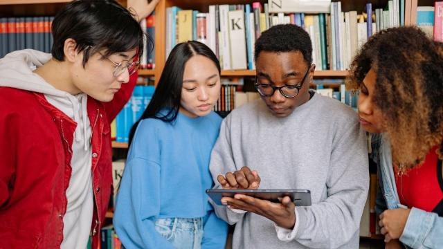 Gambar Artikel Mahasiswa Dan Kemampuan Kolaborasi: Membangun Kerja Sama Efektif Dalam Organisasi, Pergaulan, Dan Kesehatan