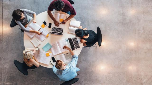 Gambar Artikel Mahasiswa Dan Kebiasaan Produktif: Membangun Rutinitas Positif Dalam Akademik, Organisasi, Dan Kesehatan