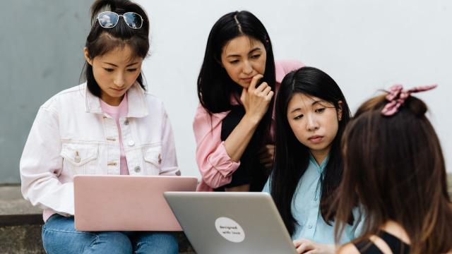 Gambar Artikel Mahasiswa Kreatif: Mengoptimalkan Potensi Akademik Dan Non-Akademik Di Kampus