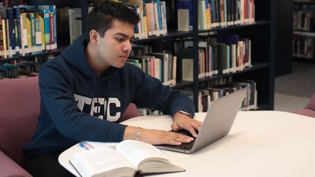 Gambar Artikel Mahasiswa Kreatif Digital: Memanfaatkan Teknologi Untuk Belajar Dan Berkarya