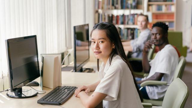 Gambar Artikel Mahasiswa Digital: Menguasai Teknologi Untuk Pembelajaran Dan Produktivitas