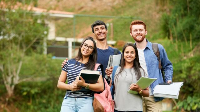Gambar Artikel Mahasiswa Peneliti: Mengembangkan Ilmu Dan Inovasi Dari Kampus
