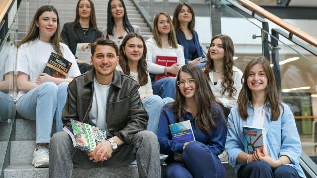 Gambar Artikel Kurikulum Berbasis Kompetensi: Menyiapkan Mahasiswa Siap Kerja Di Era Modern