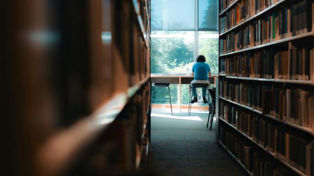 Gambar Artikel Transformasi Kurikulum Digital: Mengintegrasikan Teknologi Dalam Pembelajaran Kampus