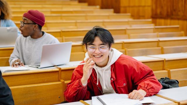 Gambar Artikel Active Learning Di Kampus: Mengubah Mahasiswa Dari Pendengar Menjadi Pelaku Pembelajaran