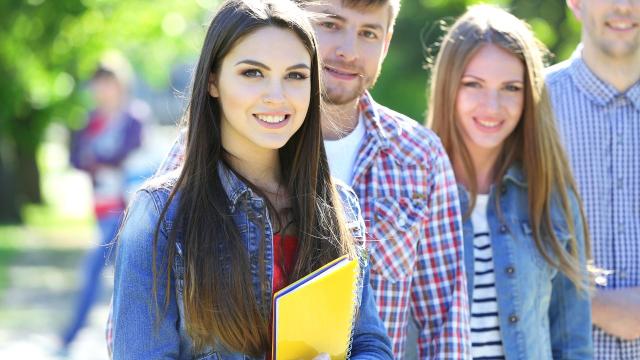 Gambar Artikel Mahasiswa Dan Pentingnya Kemandirian Dalam Menjalani Kehidupan Kampus