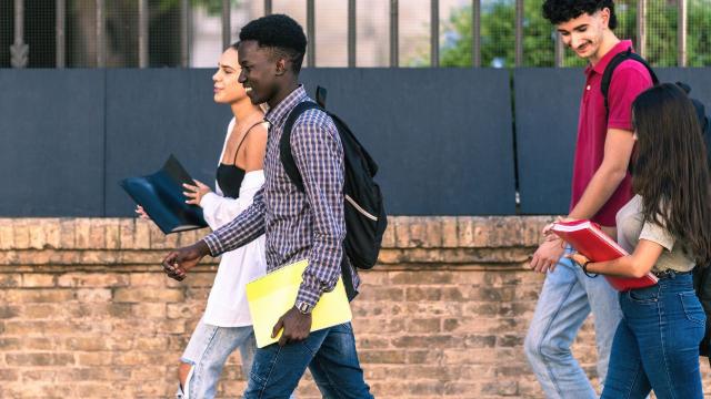 Gambar Artikel Mahasiswa Dan Pentingnya Membangun Kebiasaan Belajar Yang Efektif