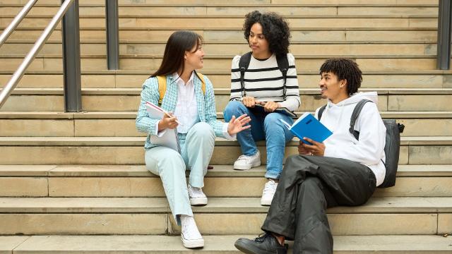 Gambar Artikel Mahasiswa Dan Overthinking: Mengelola Pikiran Agar Tetap Fokus Dan Produktif