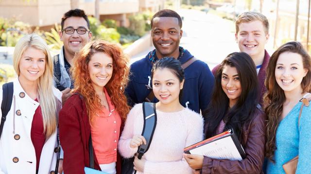 Gambar Artikel Mahasiswa Dan Inovasi Teknologi Untuk Masyarakat: Menciptakan Solusi Nyata Di Era Digital