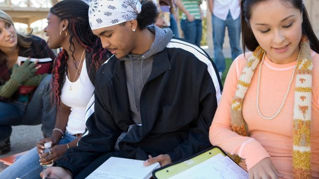 Gambar Artikel Mahasiswa Dan Teknologi Pendidikan: Mengoptimalkan Pembelajaran Di Era Digital