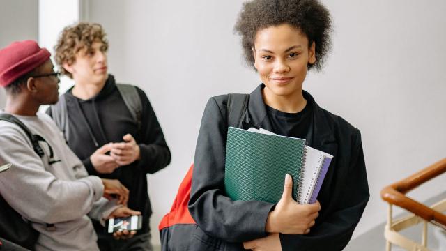 Gambar Artikel Mahasiswa Dan Peran Dalam Pengembangan Energi Terbarukan: Mendorong Masa Depan Berkelanjutan