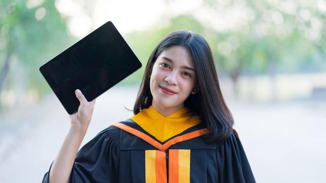 Peran Mahasiswa Dalam Menghadapi Transformasi Kurikulum Di Era Pendidikan Modern
