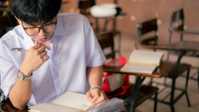 Membangun Mahasiswa Berkarakter Melalui Pendidikan Inklusif Dan Kurikulum Adaptif Di Universitas Indonesia