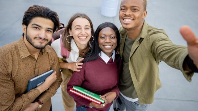 Gambar Artikel Penguatan Kreativitas Mahasiswa Melalui Kurikulum Adaptif Dan Pendidikan Inklusif