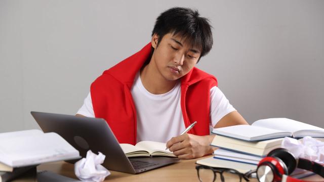 Penguatan Ketahanan Mental Mahasiswa Melalui Kurikulum Adaptif Dan Pendidikan Inklusif