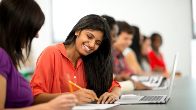 Gambar Artikel Strategi Universitas Indonesia Dalam Membentuk Mahasiswa Adaptif, Inklusif, Dan Siap Menghadapi Tantangan Global