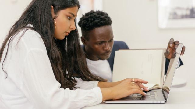 Mahasiswa Indonesia Dan Pentingnya Mindset Sukses Dalam Menghadapi Tantangan Pendidikan