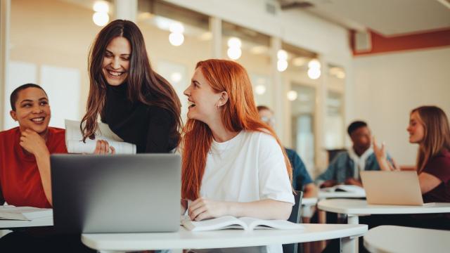 Gambar Artikel Mahasiswa Indonesia Dan Peran Teknologi Masa Depan Dalam Dunia Pendidikan