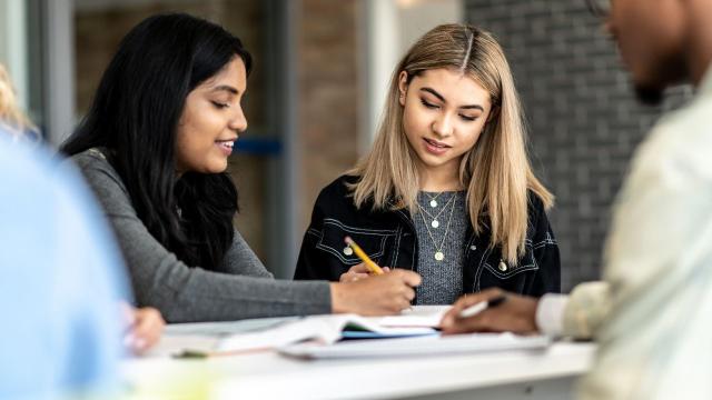 Mahasiswa Indonesia Dan Pentingnya Menjaga Kesehatan Mental Dalam Kehidupan Kampus
