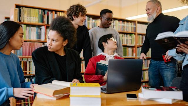 Gambar Artikel Mahasiswa Indonesia Dan Peran Generasi Muda Dalam Membangun Bangsa