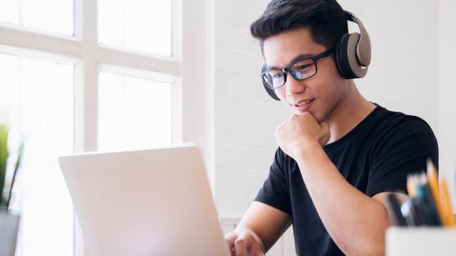Gambar Artikel Pentingnya Adaptasi Sosial Mahasiswa Dalam Lingkungan Kampus Yang Beragam