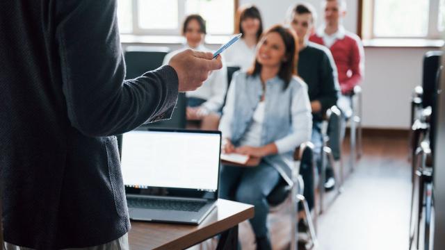 Gambar Artikel Mahasiswa Dan Peran Dalam Membangun Kesadaran Etika Profesional Sejak Dini