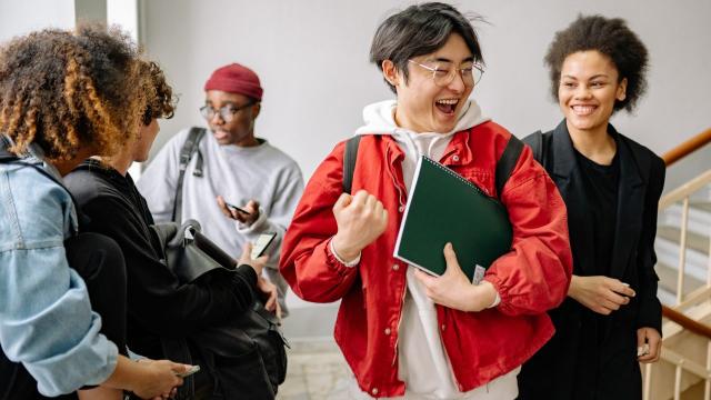 Gambar Artikel Mahasiswa Indonesia Di Tengah Perubahan Zaman: Adaptasi Pendidikan, Karakter, Dan Kehidupan Kampus