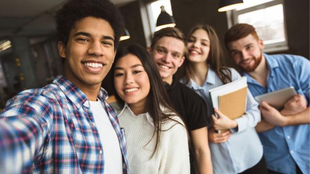 Kehidupan Mahasiswa Modern Di Kampus Indonesia