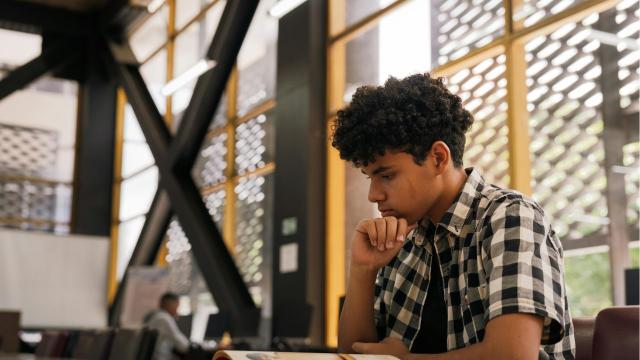 Gambar Artikel Pergaulan Mahasiswa Yang Sehat Untuk Mendukung Kesuksesan Di Kampus