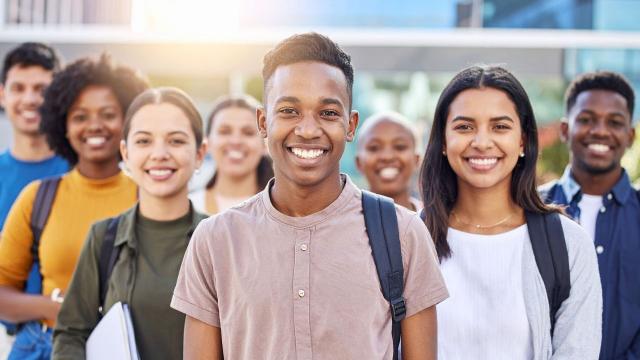 Gambar Artikel Mahasiswa Dan Pentingnya Kemampuan Komunikasi Dalam Dunia Kampus