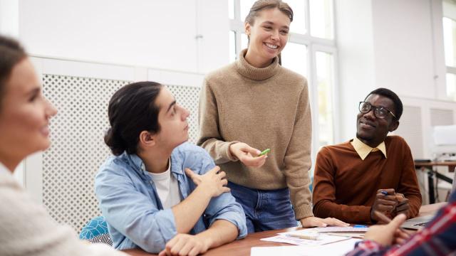 Mahasiswa Dan Networking: Membangun Relasi Untuk Masa Depan
