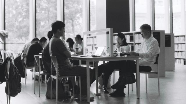 Gambar Artikel Mahasiswa Dan Gaya Hidup Seimbang: Mengelola Akademik, Sosial, Dan Kesehatan Secara Harmonis
