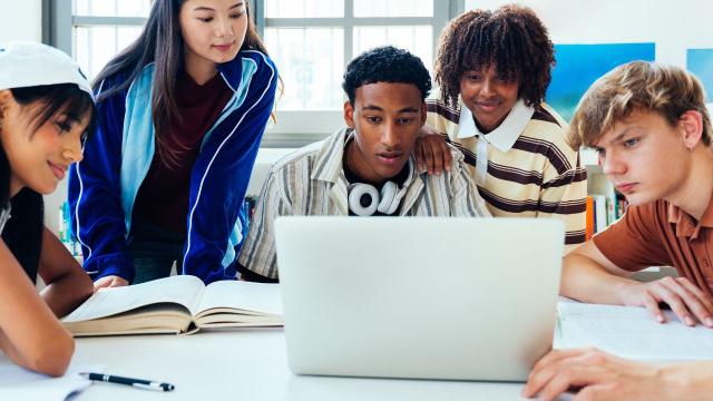 Kehidupan Organisasi Sebagai Ruang Pembentukan Karakter Mahasiswa