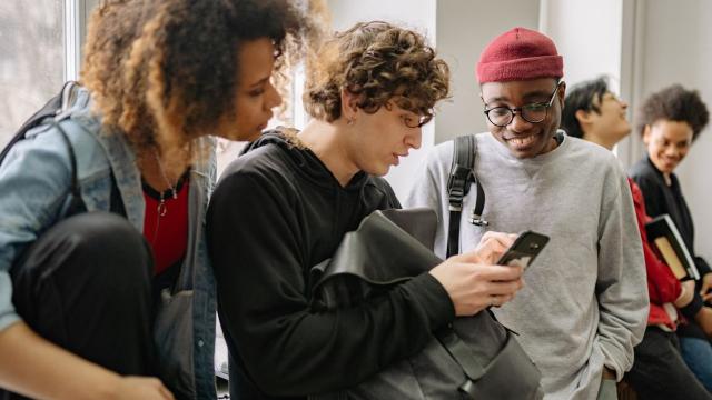 Gambar Artikel Mahasiswa Dan Dinamika Cinta Serta Relasi Di Lingkungan Kampus
