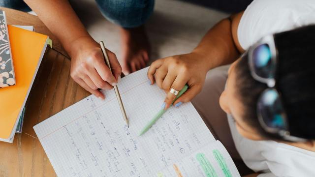 Gambar Artikel Mahasiswa Dan Perjuangan Menyelesaikan Skripsi Di Akhir Masa Kuliah