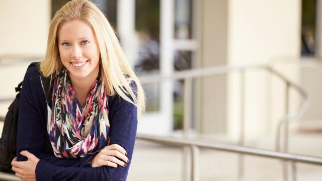 Gambar Artikel Mahasiswa Dan Tantangan Adaptasi Dari Dunia Sekolah Ke Dunia Kampus