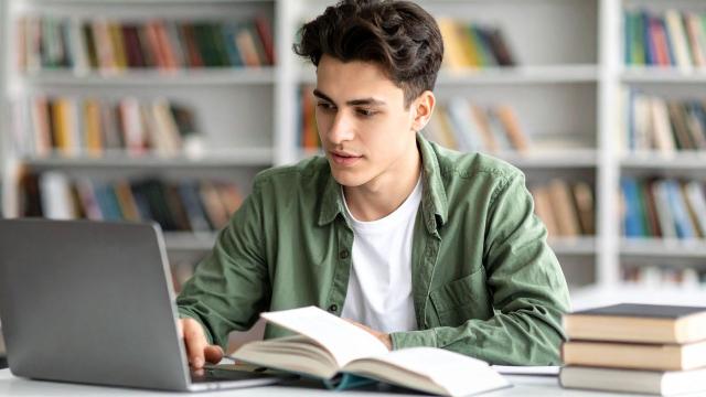 Mahasiswa Dan Pentingnya Membangun Kebiasaan Disiplin Sejak Masa Kuliah