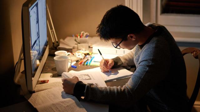 Mahasiswa Dan Tantangan Menjaga Kesehatan Mental Di Tengah Tekanan Akademik