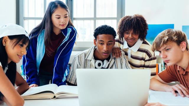 Gambar Artikel Mahasiswa Dan Proses Adaptasi Menghadapi Perubahan Sistem Pembelajaran Di Perguruan Tinggi