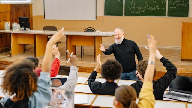 Gambar Artikel Mahasiswa Dan Peran Lingkungan Kampus Dalam Membentuk Karakter