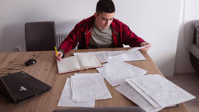 Gambar Artikel Mahasiswa Dan Peran Lingkungan Kampus Dalam Membangun Budaya Akademik