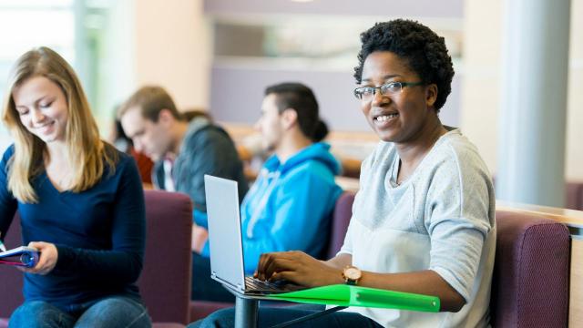 Gambar Artikel Mahasiswa Dan Pentingnya Motivasi Belajar Dalam Menyelesaikan Studi