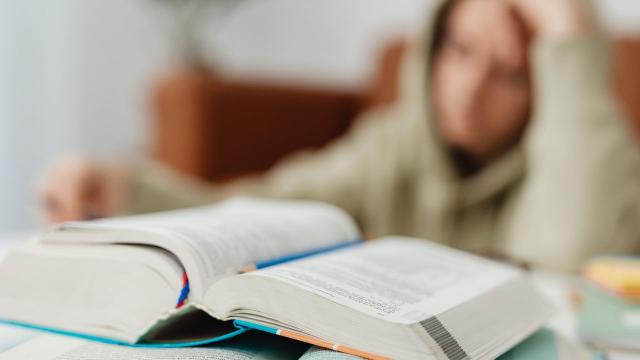 Kesehatan Mental Mahasiswa Indonesia Di Tengah Tuntutan Perkuliahan