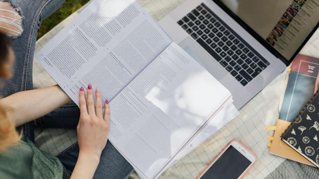 Gambar Artikel Mahasiswa Indonesia Dan Peran Kampus Dalam Mendukung Kesejahteraan Mahasiswa